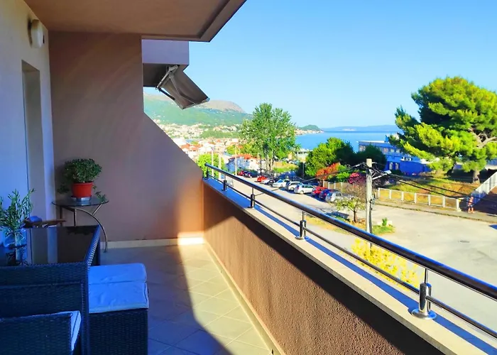 Marta Lägenhet Split